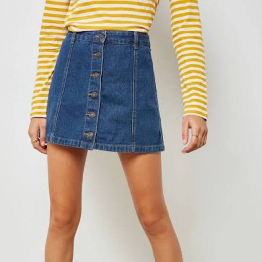 Forever 21 button front jean mini skirt